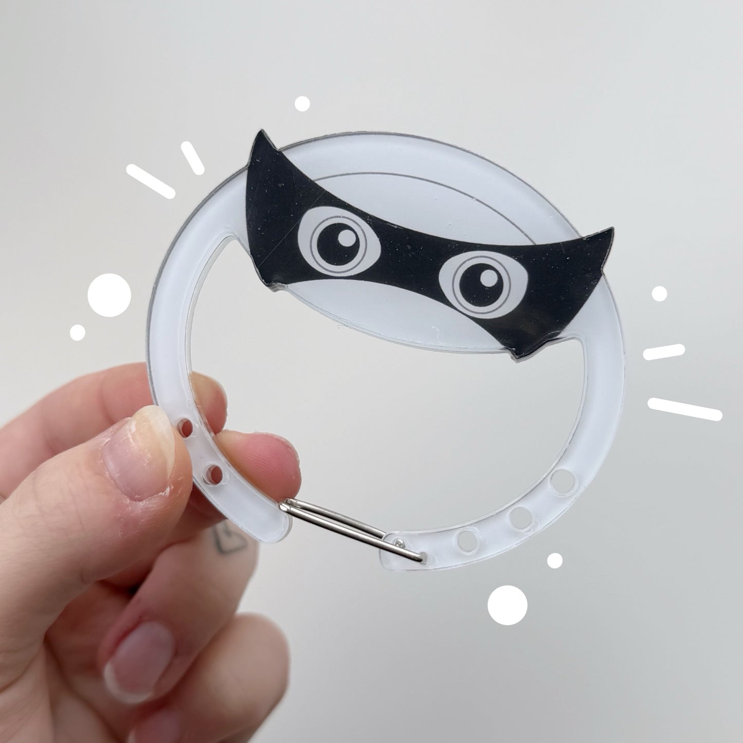 CARABINER, ATTACHEMENTS FOR KEYCHAINS