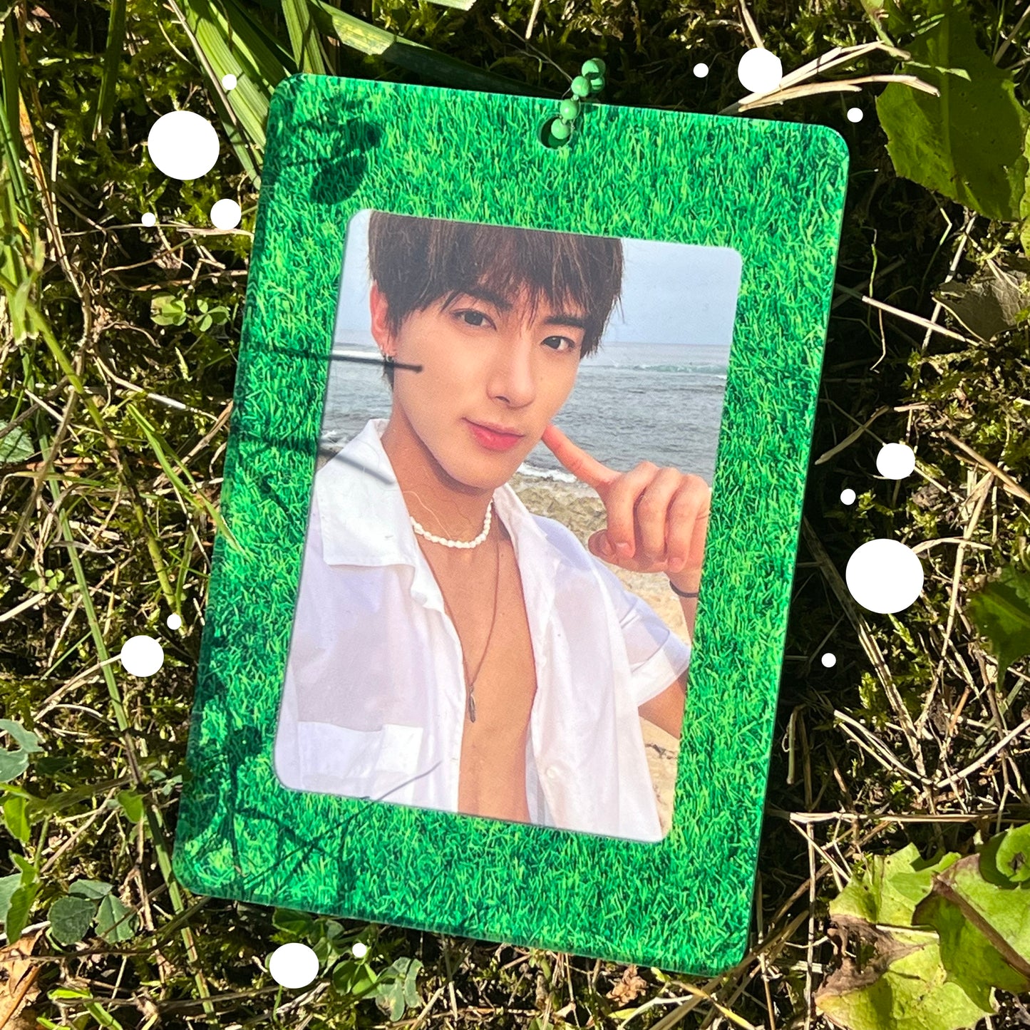 GRASS acrylic photocard holder
