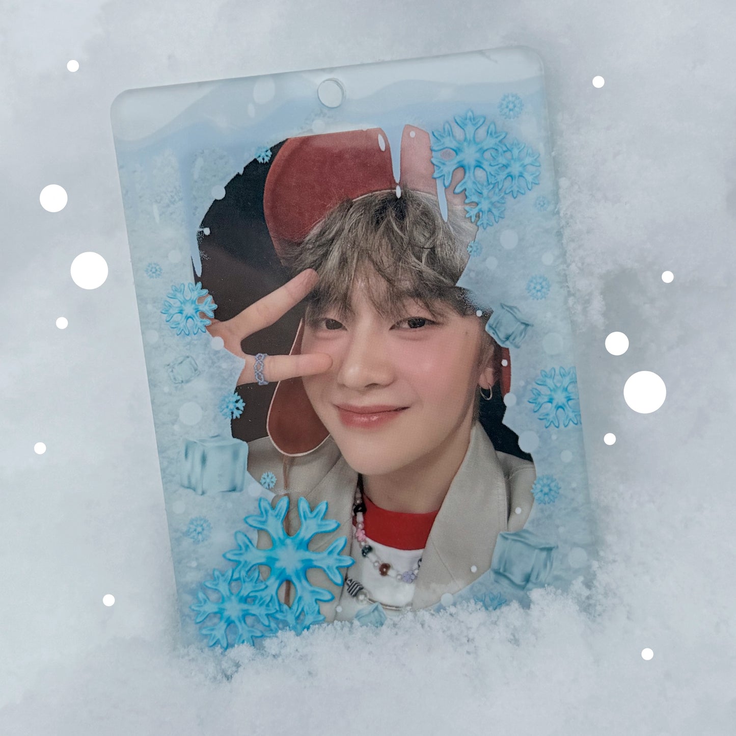 FIRST SNOW acrylic photocard holder