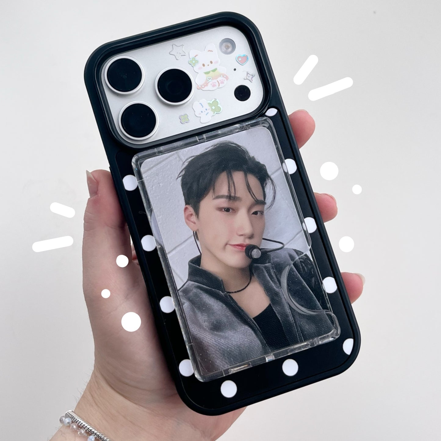 Clear magnetic card holder