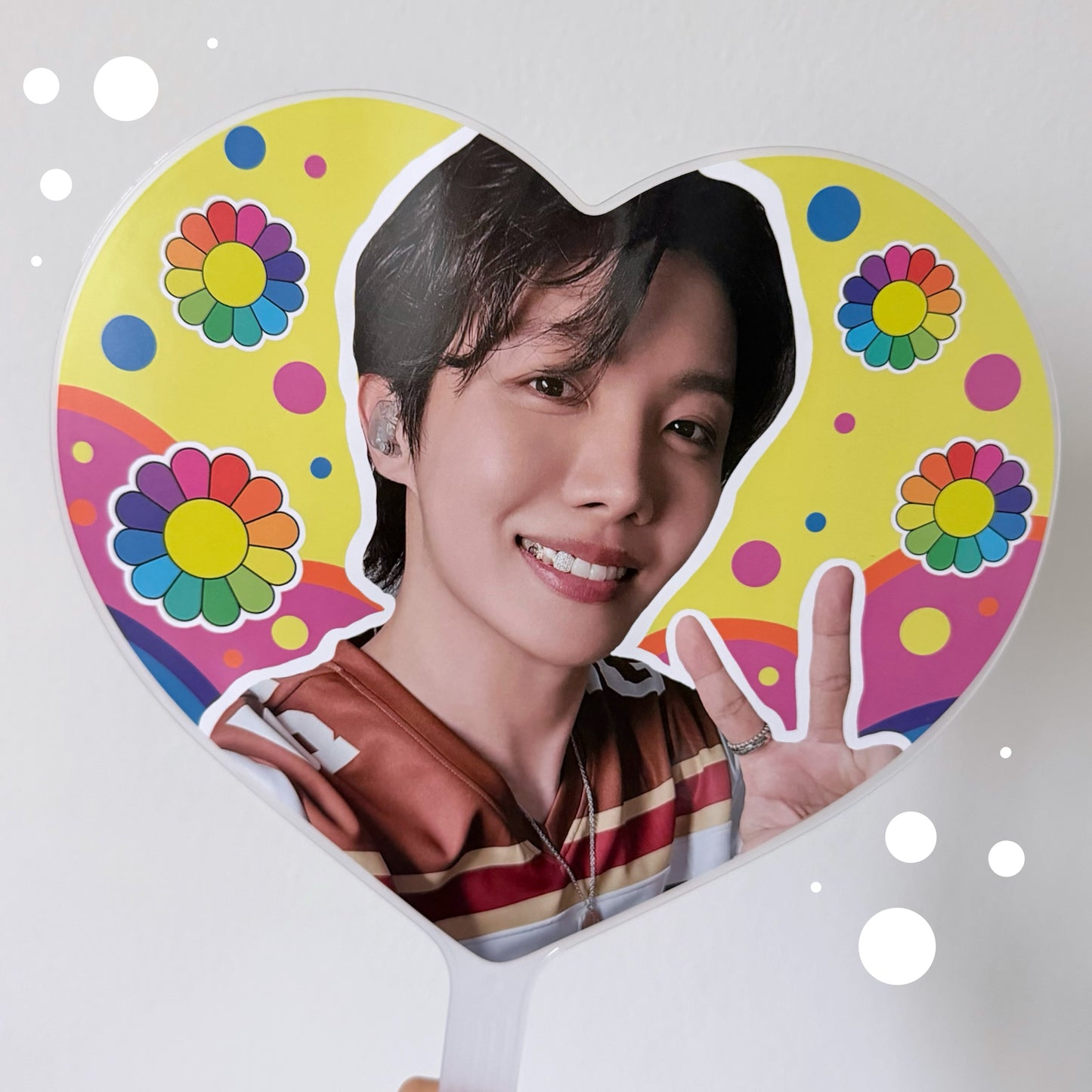 BTS concert heart pickets