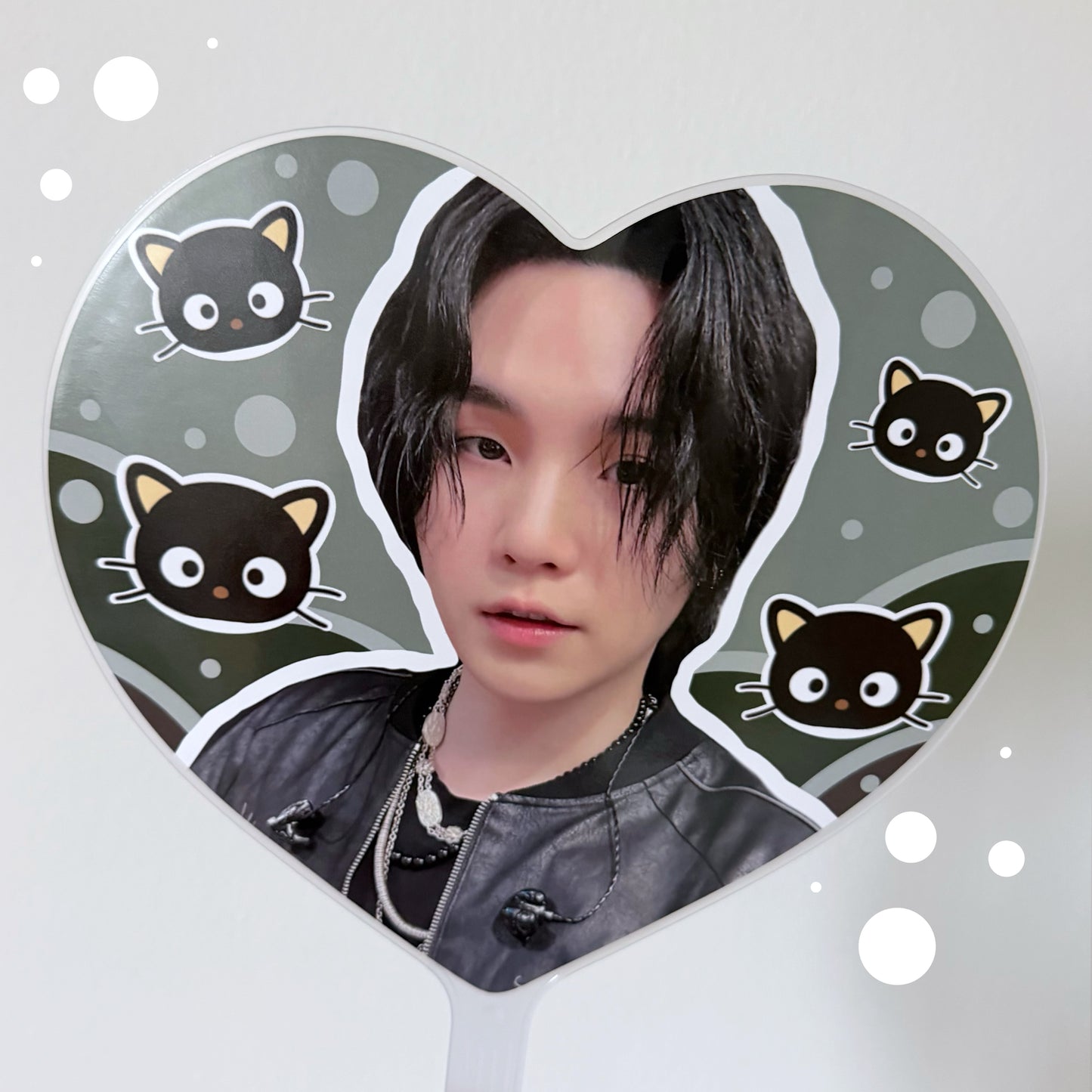 BTS concert heart pickets
